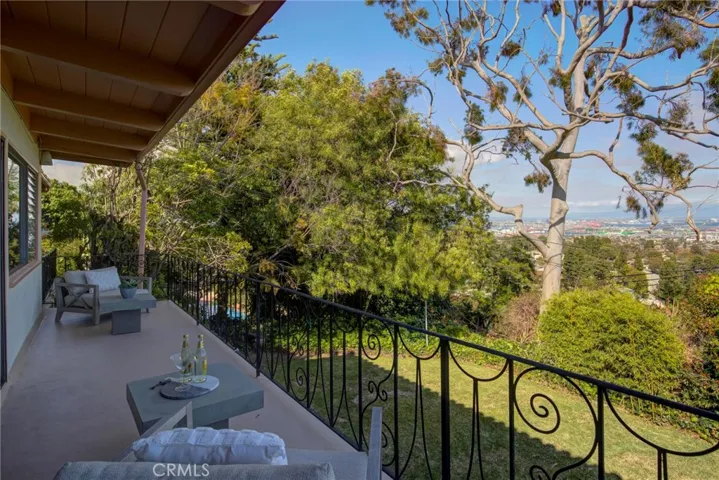 4612 Beauvais Road, Rancho Palos Verdes, California 90275