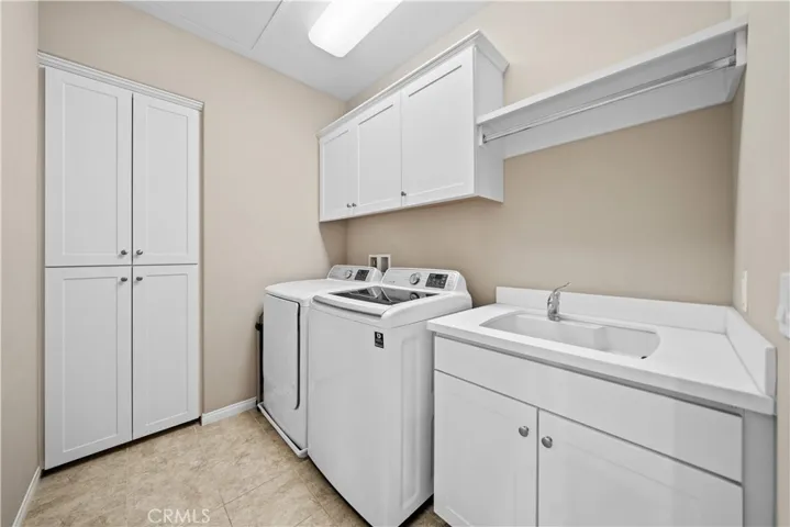 107 Chestnut Grv, Irvine, California 92620