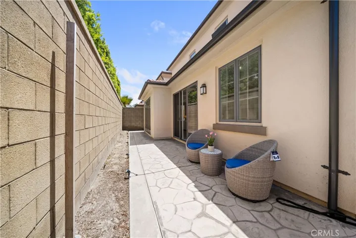 107 Chestnut Grv, Irvine, California 92620