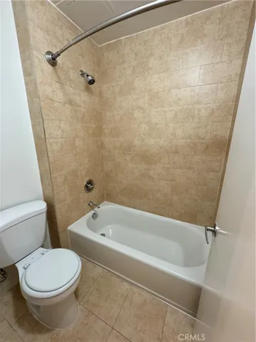 20327 Saticoy Street 203, Winnetka, California 91306