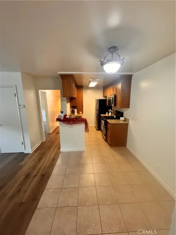 20327 Saticoy Street 203, Winnetka, California 91306