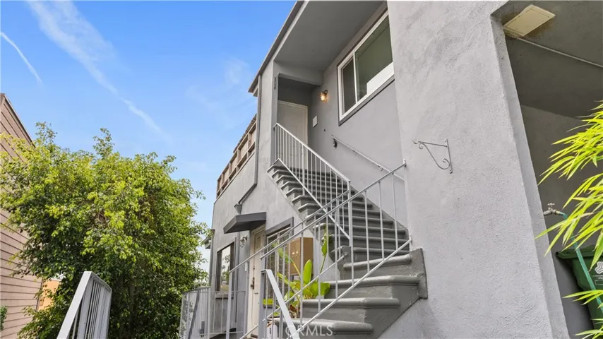 1412 Westerly Terrace, Los Angeles, California 90026
