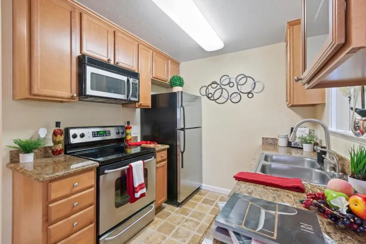 2250 Monroe Street 135, Santa Clara, California 95050