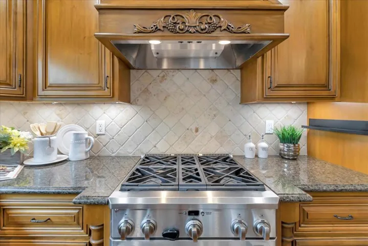 15111 Stratford Drive, San Jose, California 95124