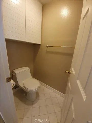 2243 Martin 203, Irvine, California 92612