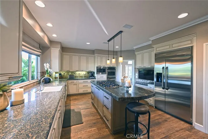 21800 Heatherwood Lane, Yorba Linda, California 92887