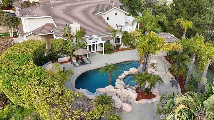 21800 Heatherwood Lane, Yorba Linda, California 92887