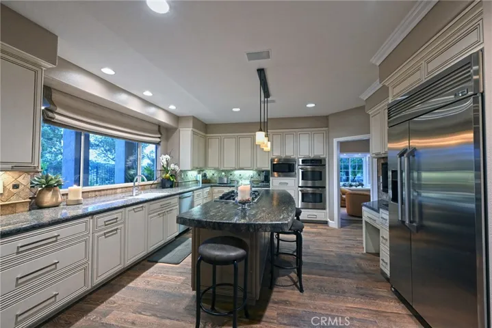 21800 Heatherwood Lane, Yorba Linda, California 92887