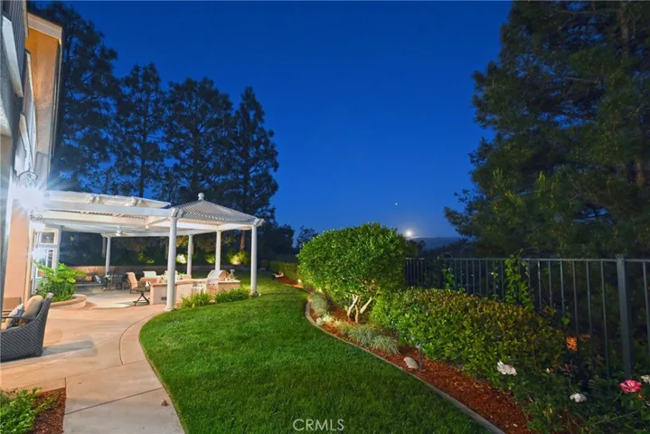21800 Heatherwood Lane, Yorba Linda, California 92887