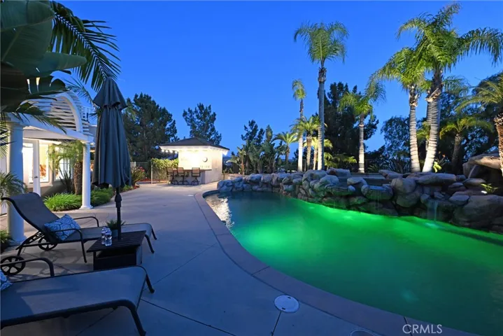 21800 Heatherwood Lane, Yorba Linda, California 92887