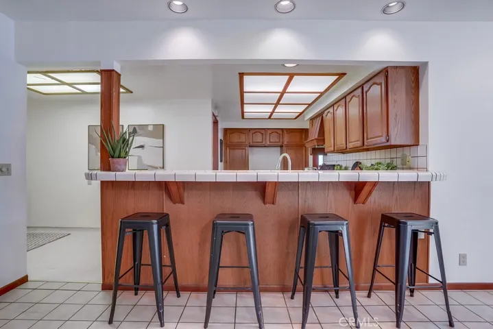 Breakfast Bar