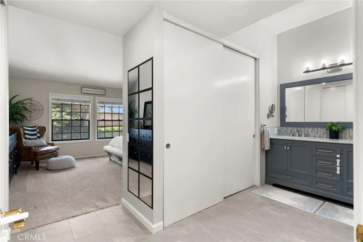 Primary suite