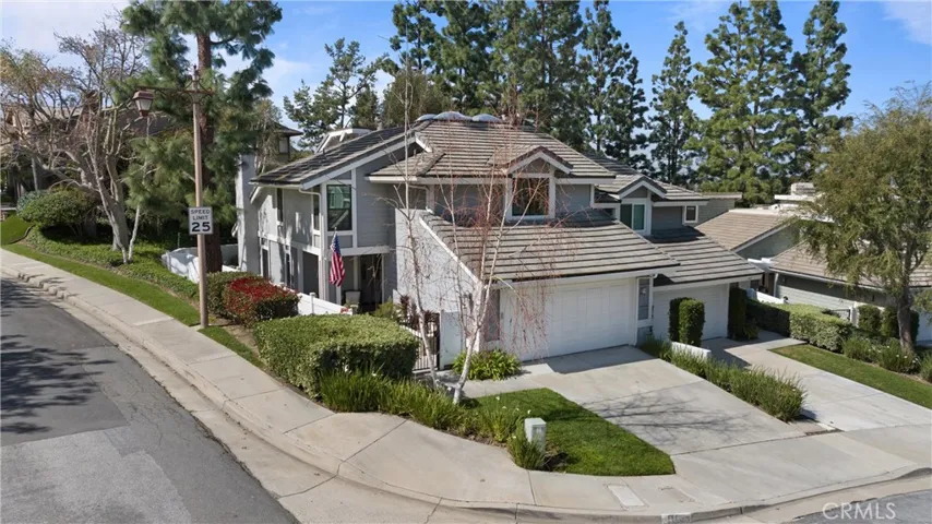 Cornor lot house