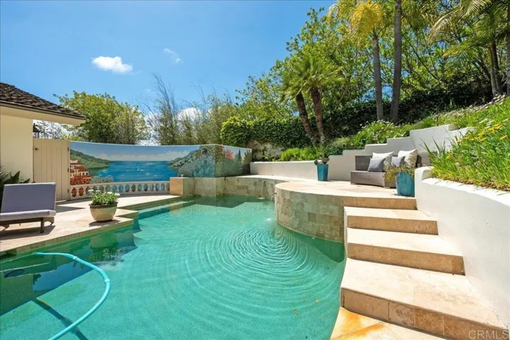 17122 Via De La Valle, Rancho Santa Fe, California 92067