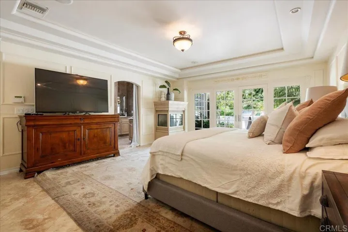 17122 Via De La Valle, Rancho Santa Fe, California 92067