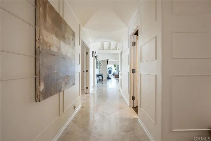 17122 Via De La Valle, Rancho Santa Fe, California 92067