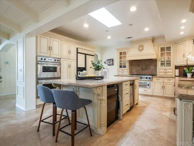 17122 Via De La Valle, Rancho Santa Fe, California 92067