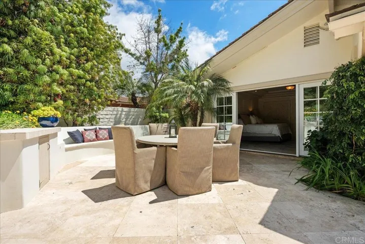 17122 Via De La Valle, Rancho Santa Fe, California 92067