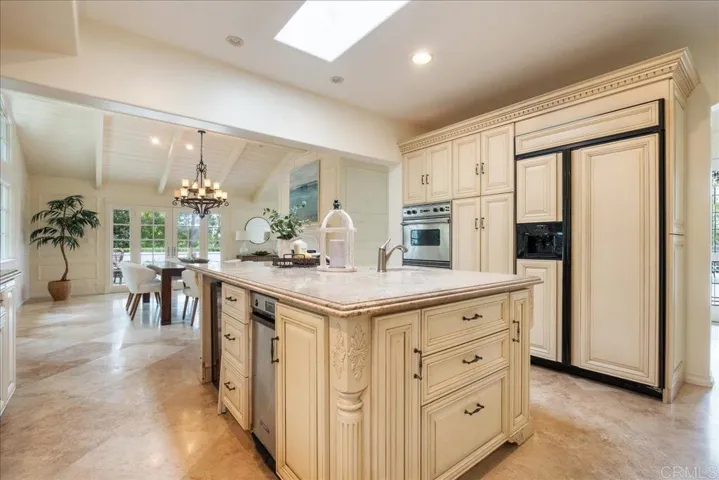 17122 Via De La Valle, Rancho Santa Fe, California 92067