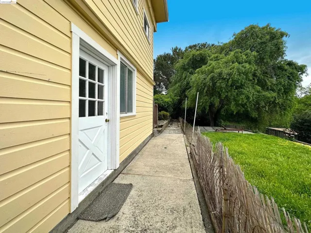 873 4th St, Rodeo, California 94572