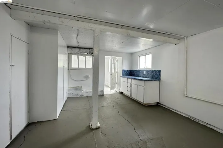 873 4th St, Rodeo, California 94572