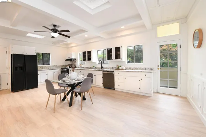 873 4th St, Rodeo, California 94572