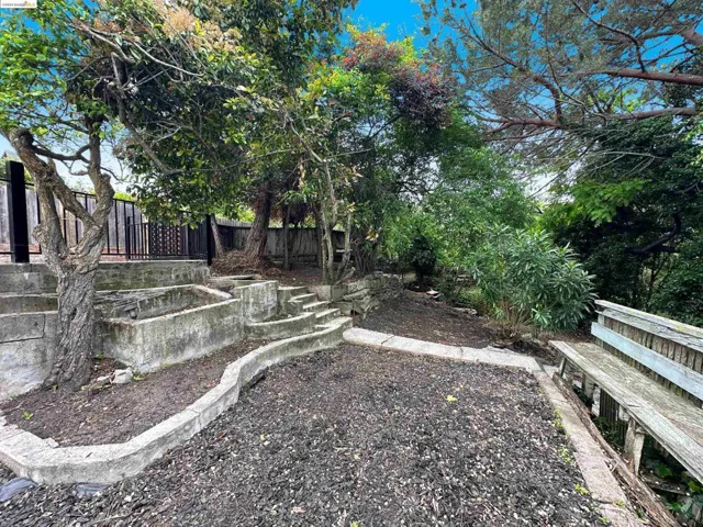 873 4th St, Rodeo, California 94572