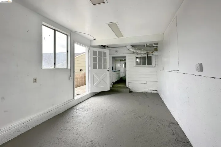 873 4th St, Rodeo, California 94572