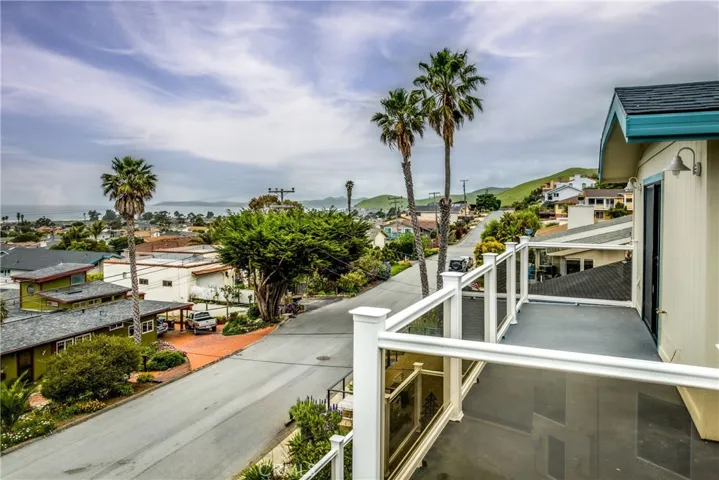 2520 Juniper Avenue, Morro Bay, California 93442