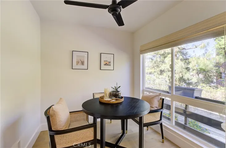 4834 Balboa Avenue B, Encino, California 91316
