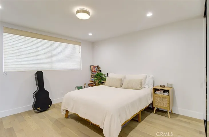 4834 Balboa Avenue B, Encino, California 91316