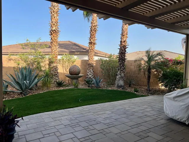 39552 Majorca S_51_backyard fountain
