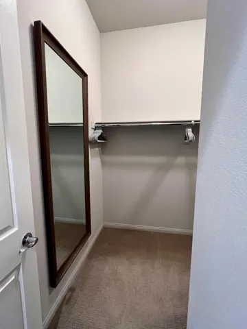39552 Majorca S_21_walkin closet