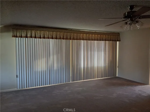 Livingroom/Dinning