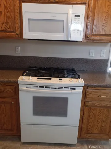 Kitchen 5