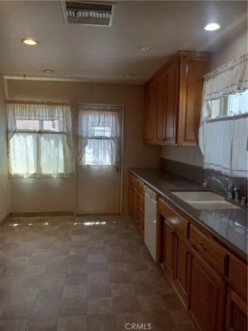 Lorimer Kitchen 1