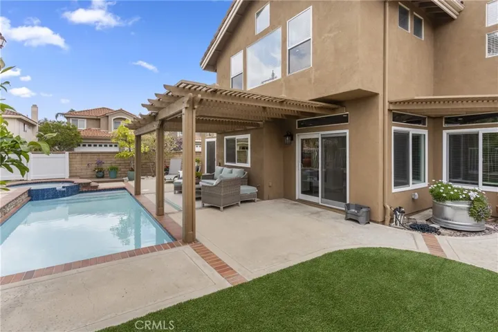 500 S Laureltree Drive, Anaheim Hills, California 92808