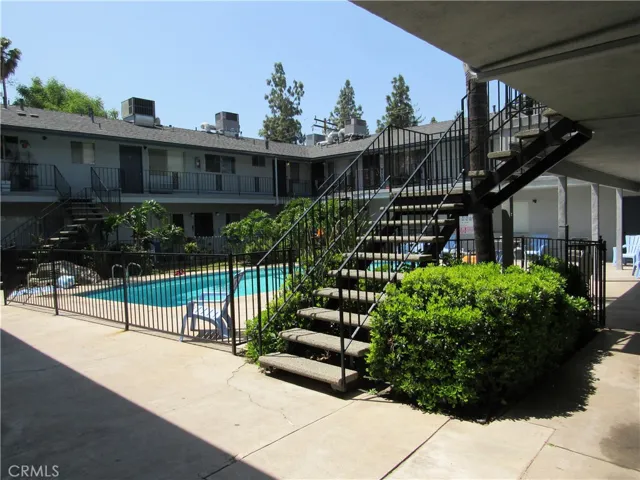 30 N Ash Street, Redlands, California 92373