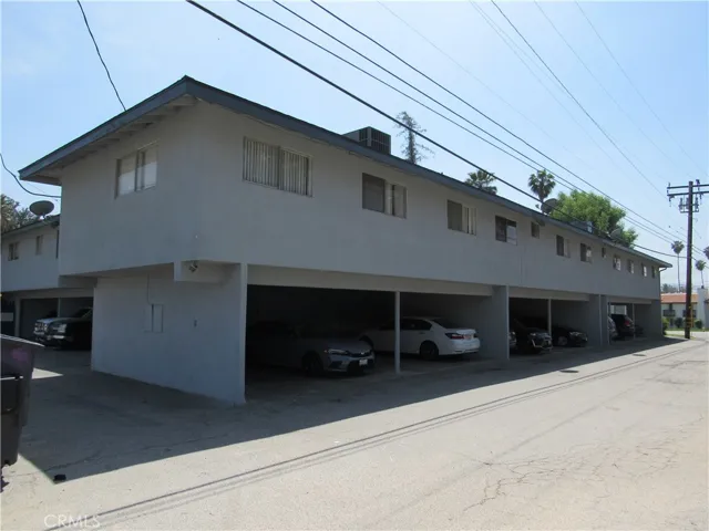 30 N Ash Street, Redlands, California 92373
