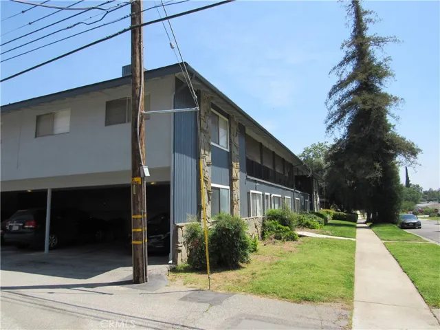 30 N Ash Street, Redlands, California 92373