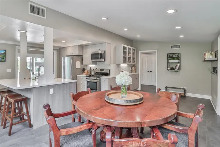 29319 Gamebird Court, Agoura Hills, California 91301