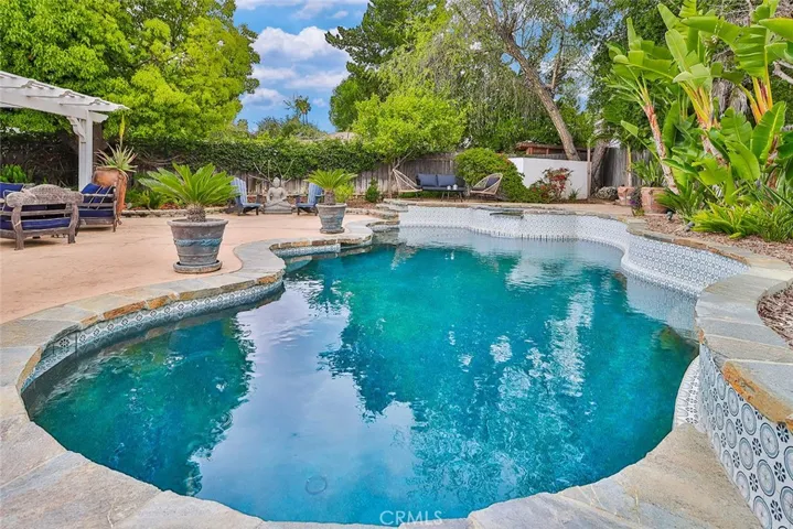 29319 Gamebird Court, Agoura Hills, California 91301