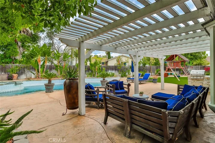 29319 Gamebird Court, Agoura Hills, California 91301
