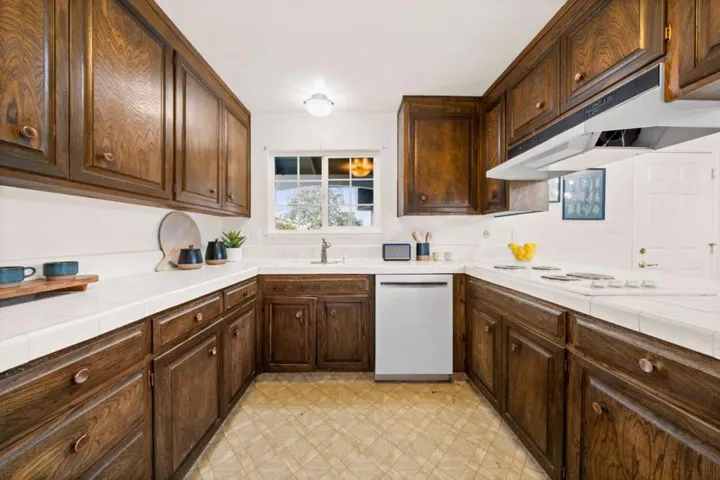 1697 Grizilo Drive, San Jose, California 95124