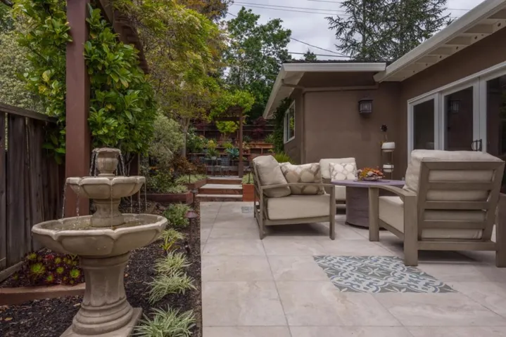 1133 Vernon Terrace, San Mateo, California 94402