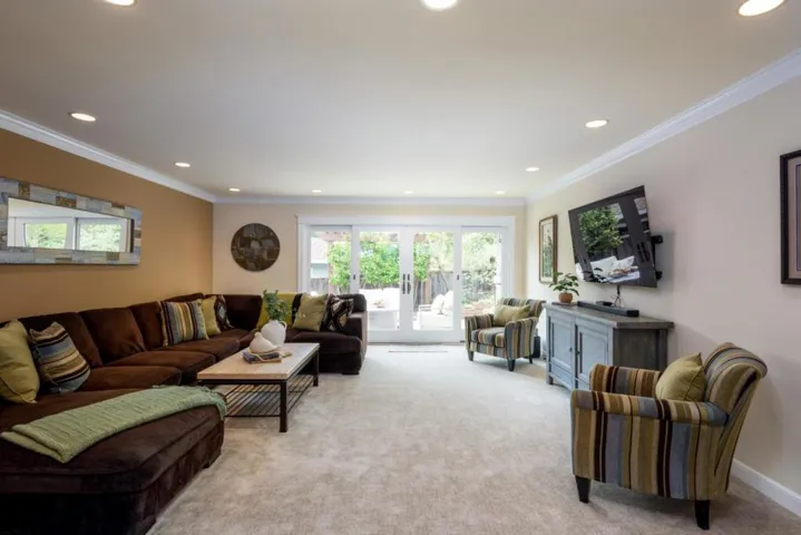 1133 Vernon Terrace, San Mateo, California 94402
