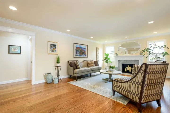 1133 Vernon Terrace, San Mateo, California 94402