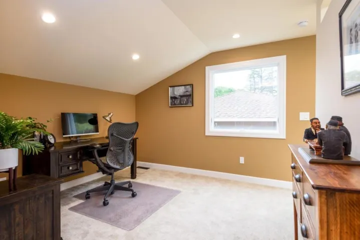 1133 Vernon Terrace, San Mateo, California 94402