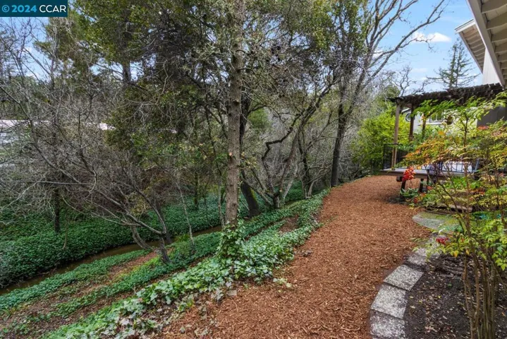 139 Glorietta Blvd, Orinda, California 94563