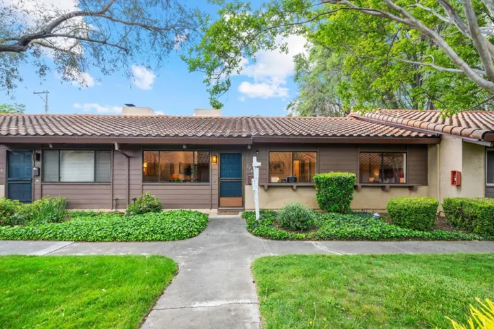 124 Brahms Way, Sunnyvale, California 94087